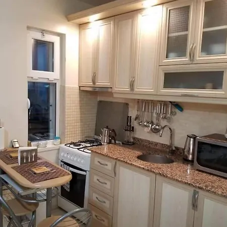 Green 207 Apartment *